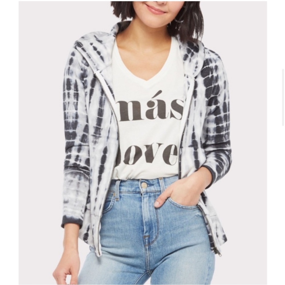 Chaser Women's Black and White Tie-Dye Hoodie